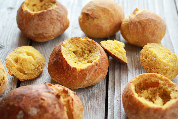 super-easy-crusty-no-knead-pumpkin-bread-bowls-12